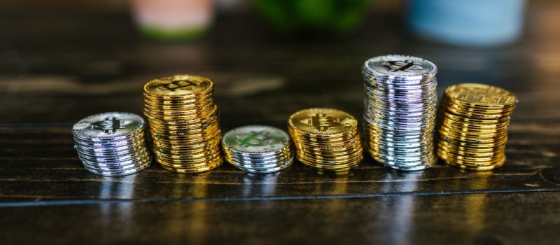 Złoto czy srebro w formie fizycznej (sztabki i monety)? Jak rozpocząć swoją przygodę z inwestowaniem w kruszce