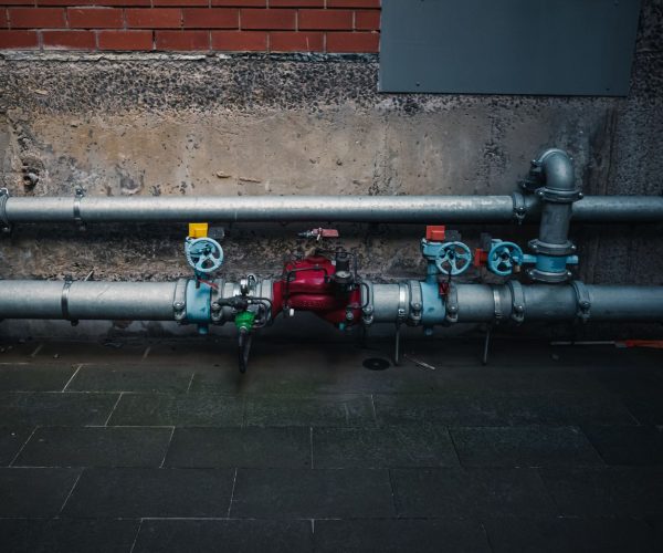 Modernizacja, serwisy, regeneracja – kiedy opłaca się ratować wysłużone bloki i zawory hydrauliczne, a w jakich sytuacjach lepiej wdrożyć od nowa całą instalację?