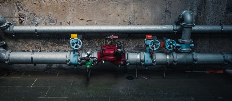 Modernizacja, serwisy, regeneracja – kiedy opłaca się ratować wysłużone bloki i zawory hydrauliczne, a w jakich sytuacjach lepiej wdrożyć od nowa całą instalację?